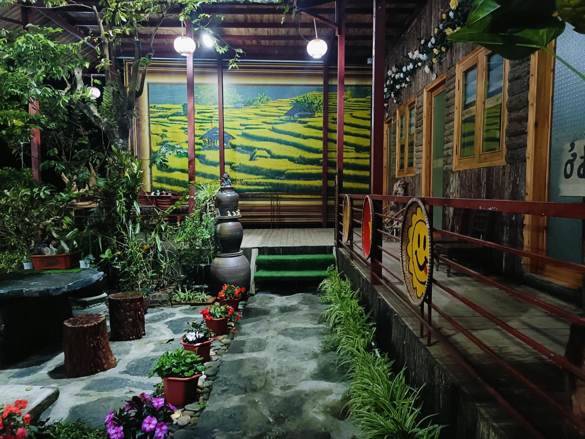 Moc'S House Hotel Bac Ha  Buitenkant foto